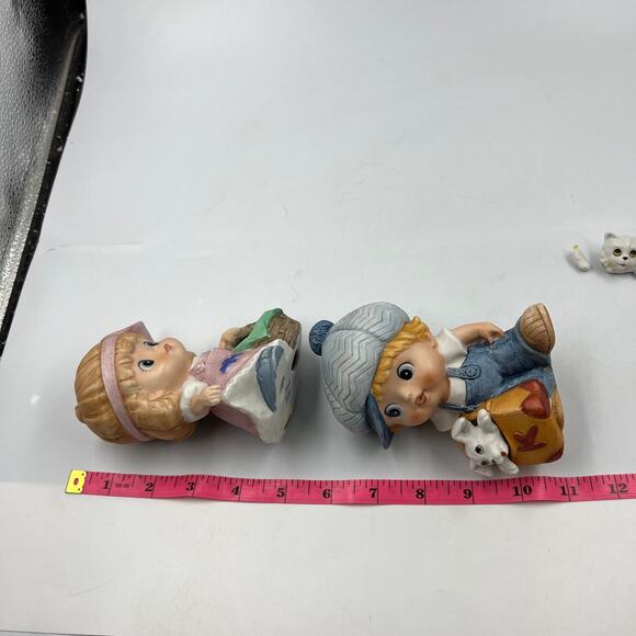 Vintage Homco Figurines Boy Puppy Girl Kitten BROKEN Porcelain 1439 - Picture 3 of 10
